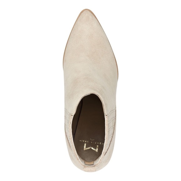 MARC FISHER ALVA BOOTS - Picture 4 of 6